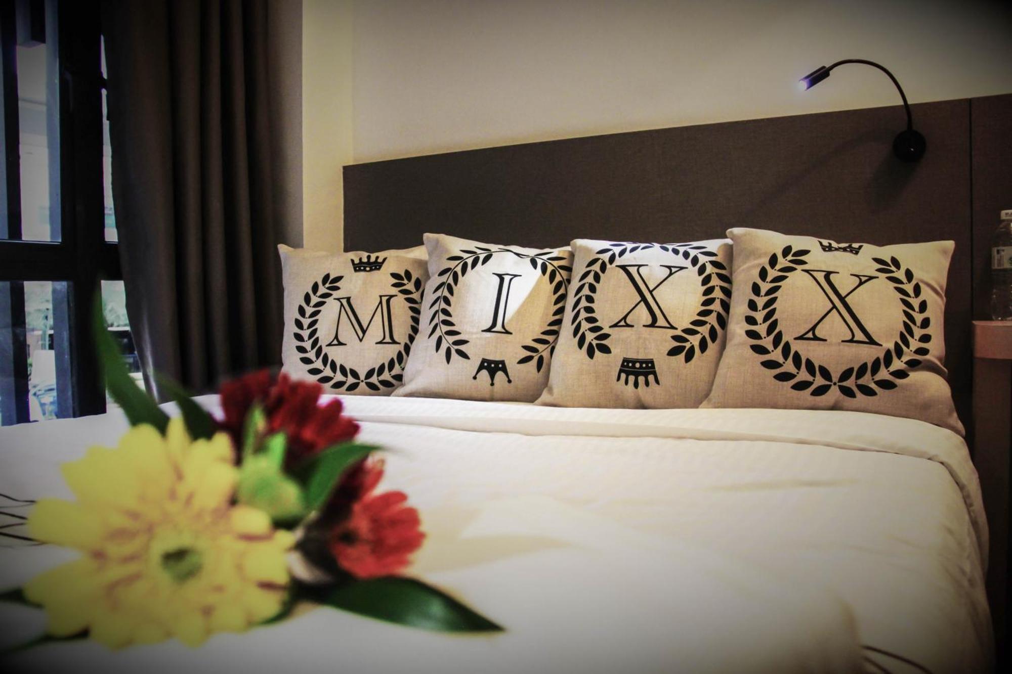 Mixx Express Hotel Sunway Petaling Jaya Room photo