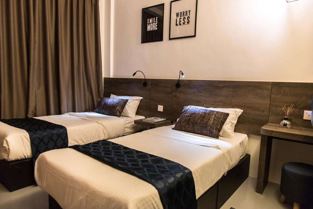 Mixx Express Hotel Sunway Petaling Jaya Exterior photo