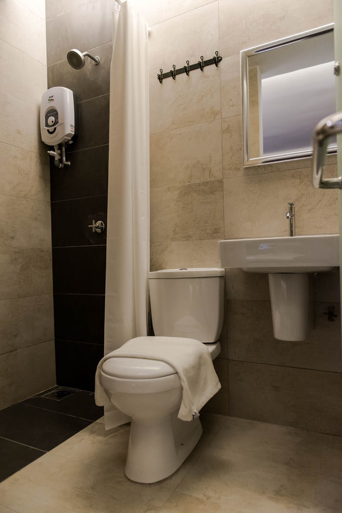 Mixx Express Hotel Sunway Petaling Jaya Exterior photo